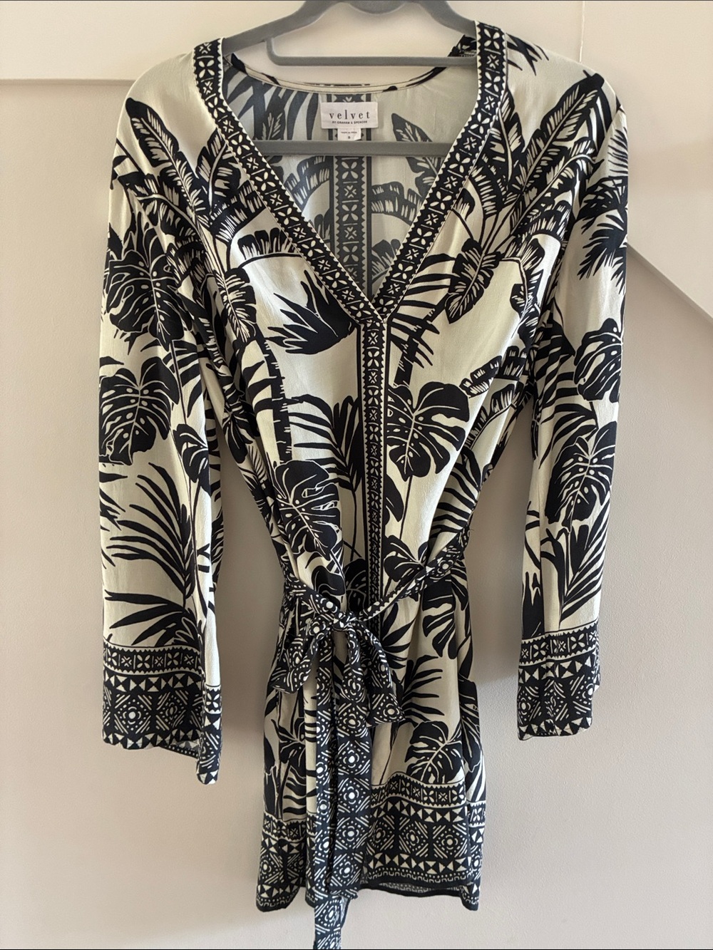 Velvet by Graham & Spencer Black & White Tropical Print Wrap Tunic